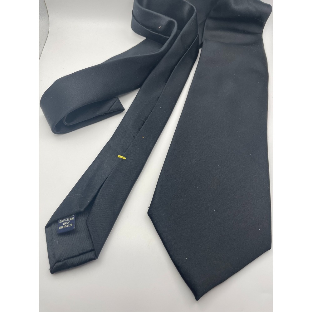 Versa Milan New York Sevenfold Black 100% Silk Hand Made Necktie RN104329